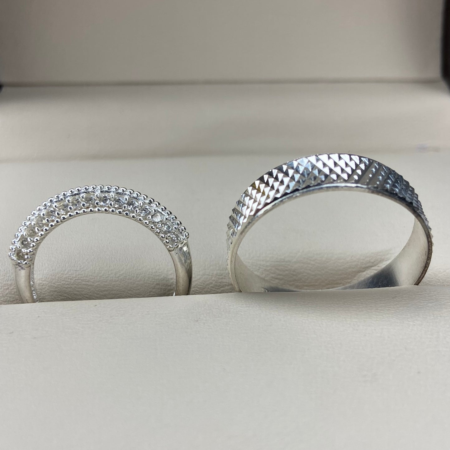 Dúo de Anillos Liam-Elsie en Plata con Circonias