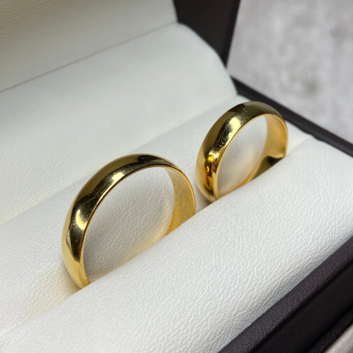 Argollas de Compromiso Julian en Plata con baño de oro amarillo