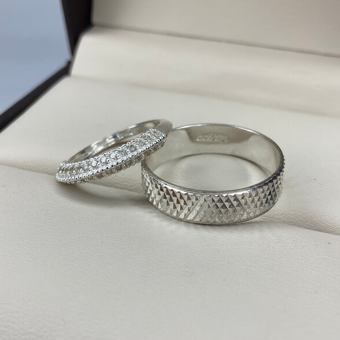 Dúo de Anillos Liam-Elsie en Plata con Circonias