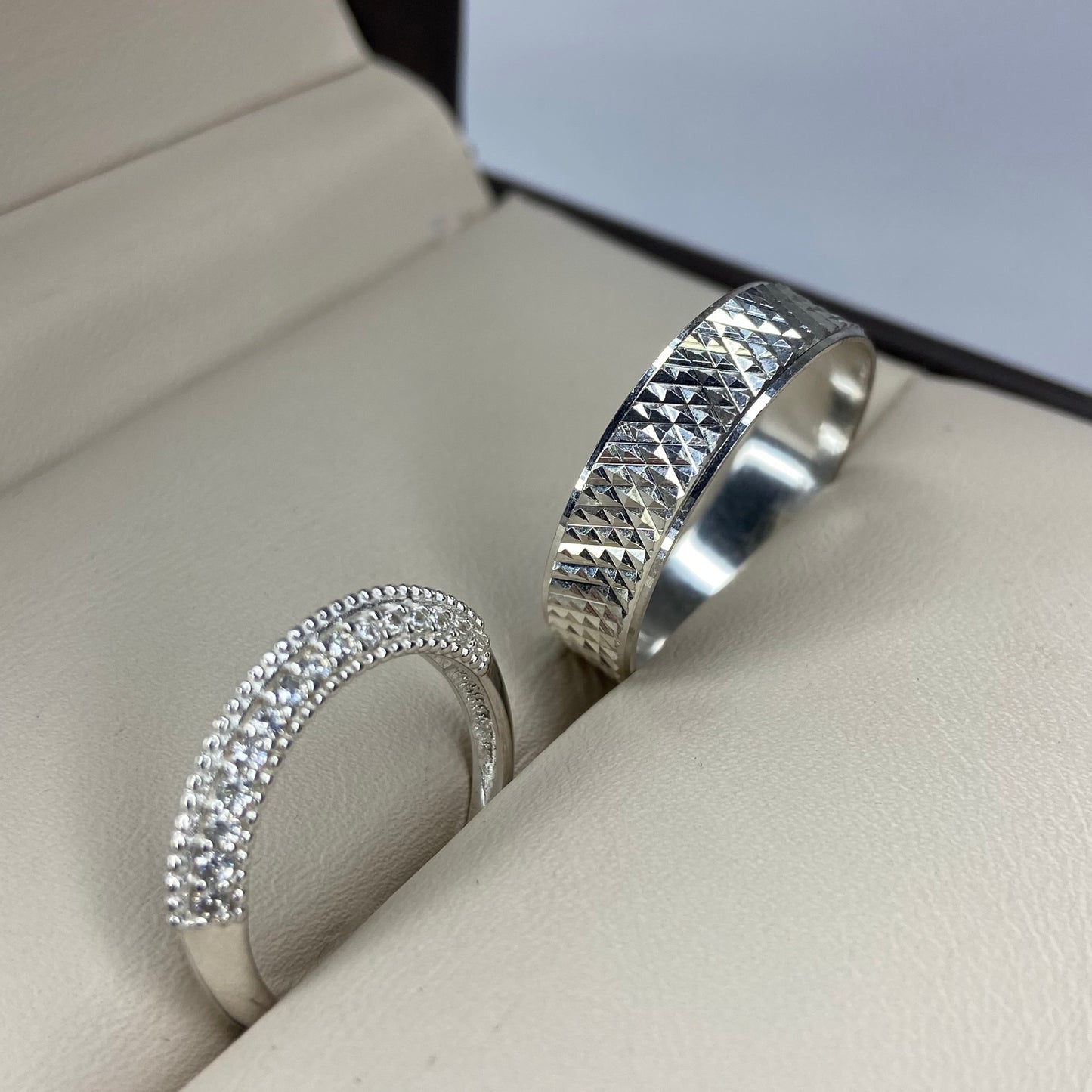 Dúo de Anillos Liam-Elsie en Plata con Circonias
