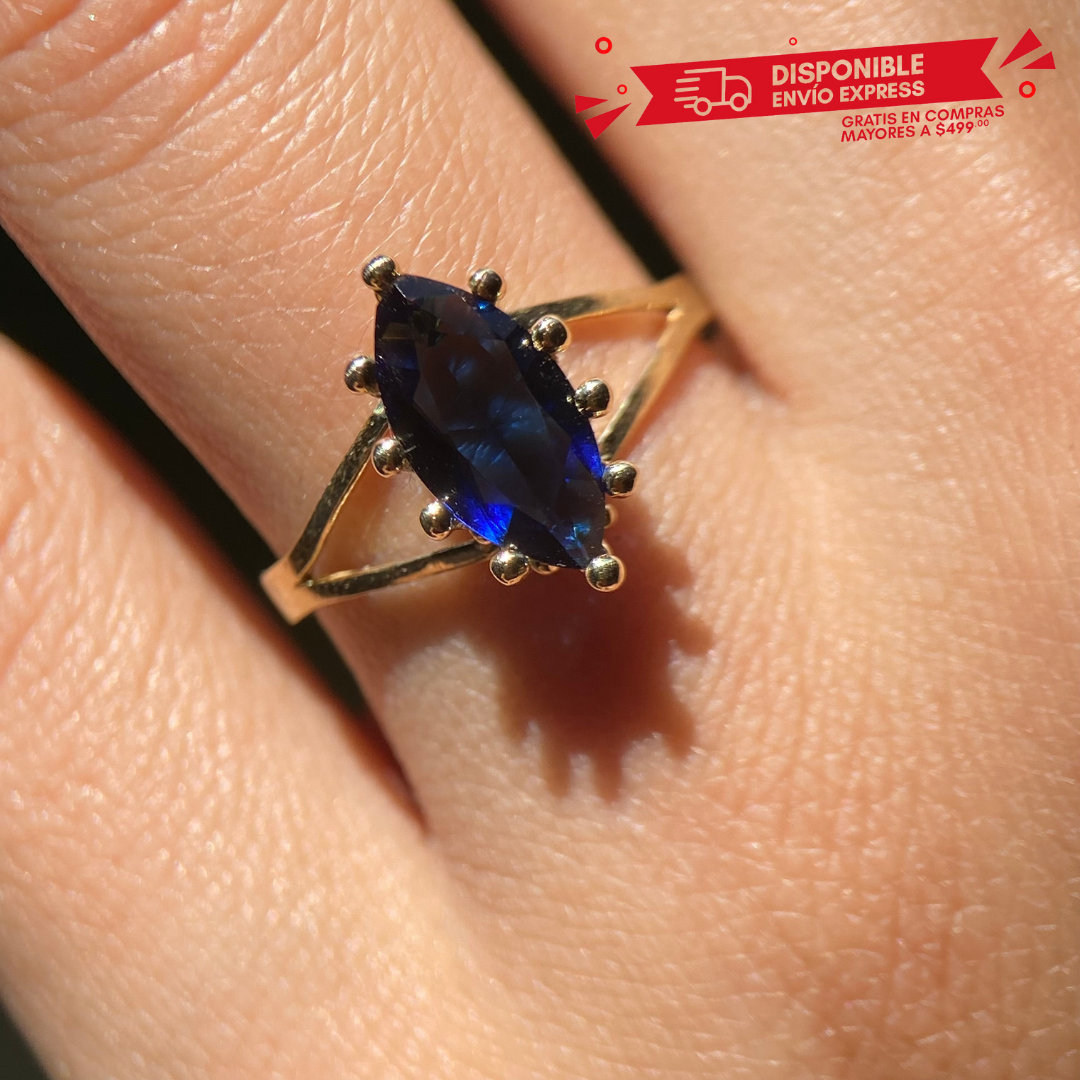 Anillo de Compromiso en Oro Amarillo de 10k con Circonia Azul Cod: MAN102