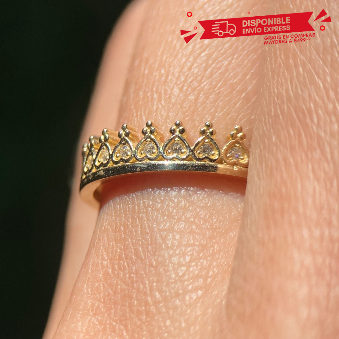 Anillo de Corona en Oro Amarillo de 10k con Circonias Cod: MAN100