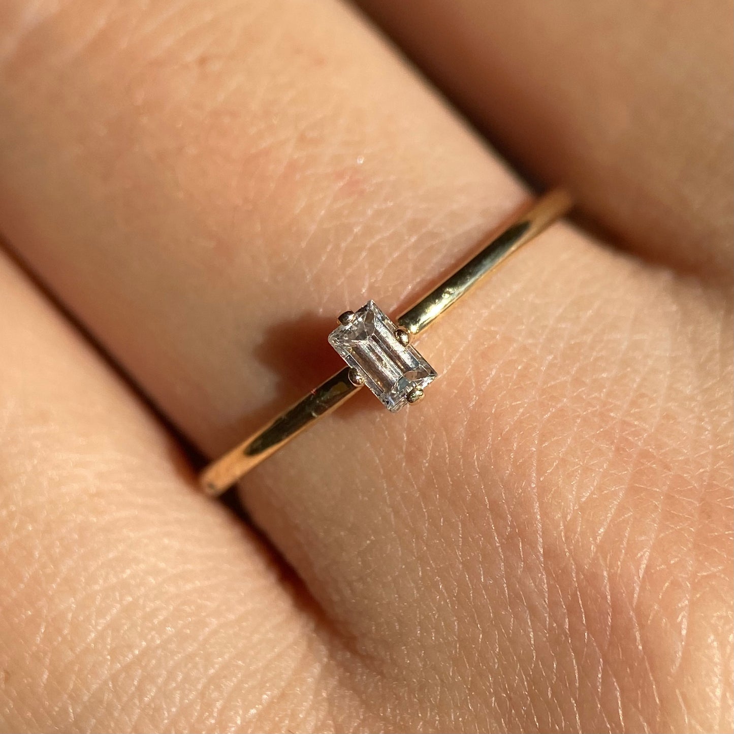 Anillo en Oro amarillo de 14k con Diamante Mod: OF1331