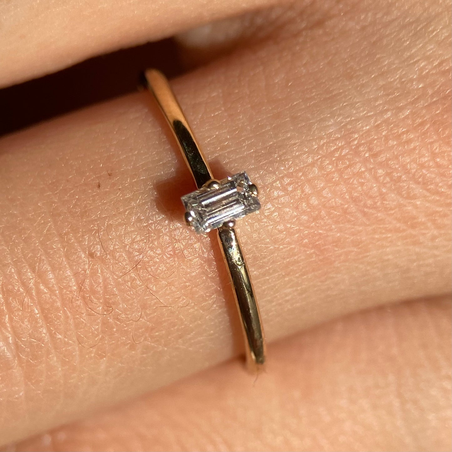 Anillo en Oro amarillo de 14k con Diamante Mod: OF1331