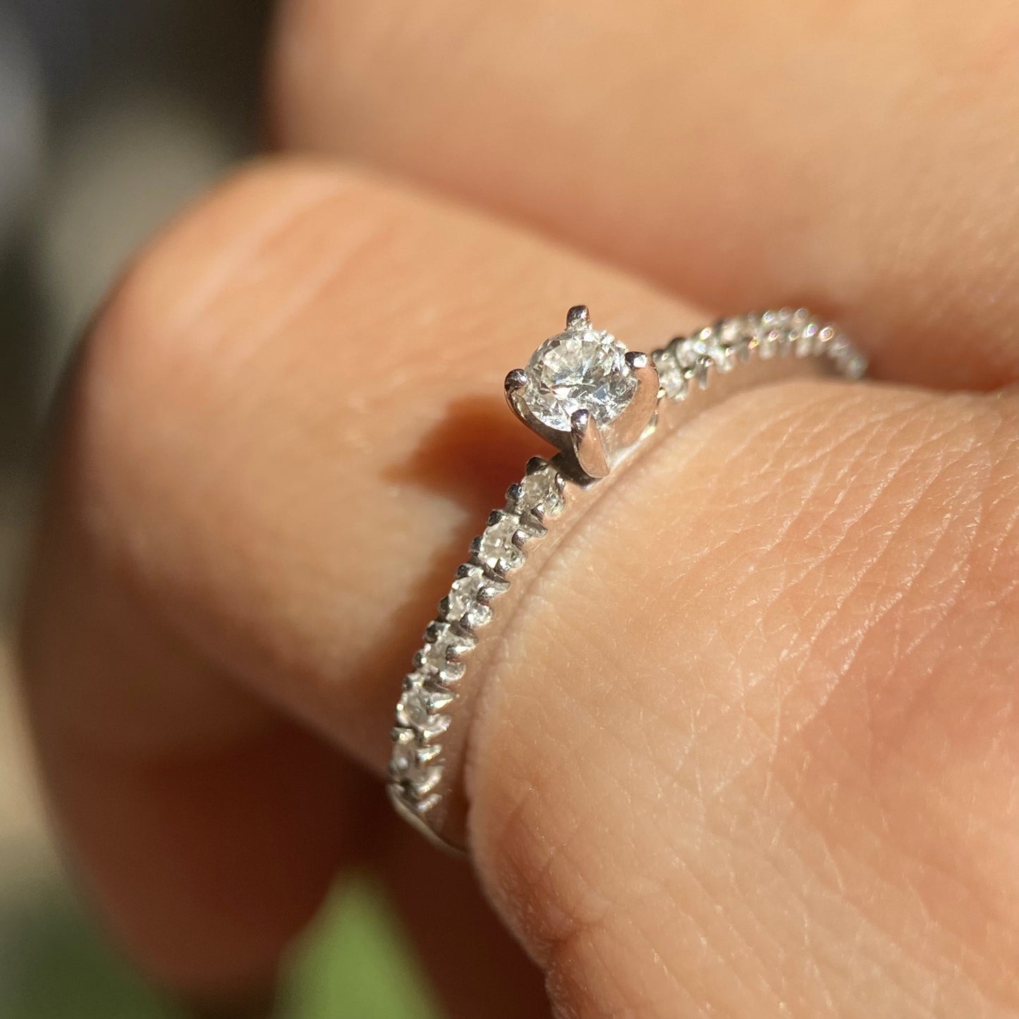Anillo OF1544 en Oro Blanco de 14k con Diamantes naturales C .10 L .10 cts