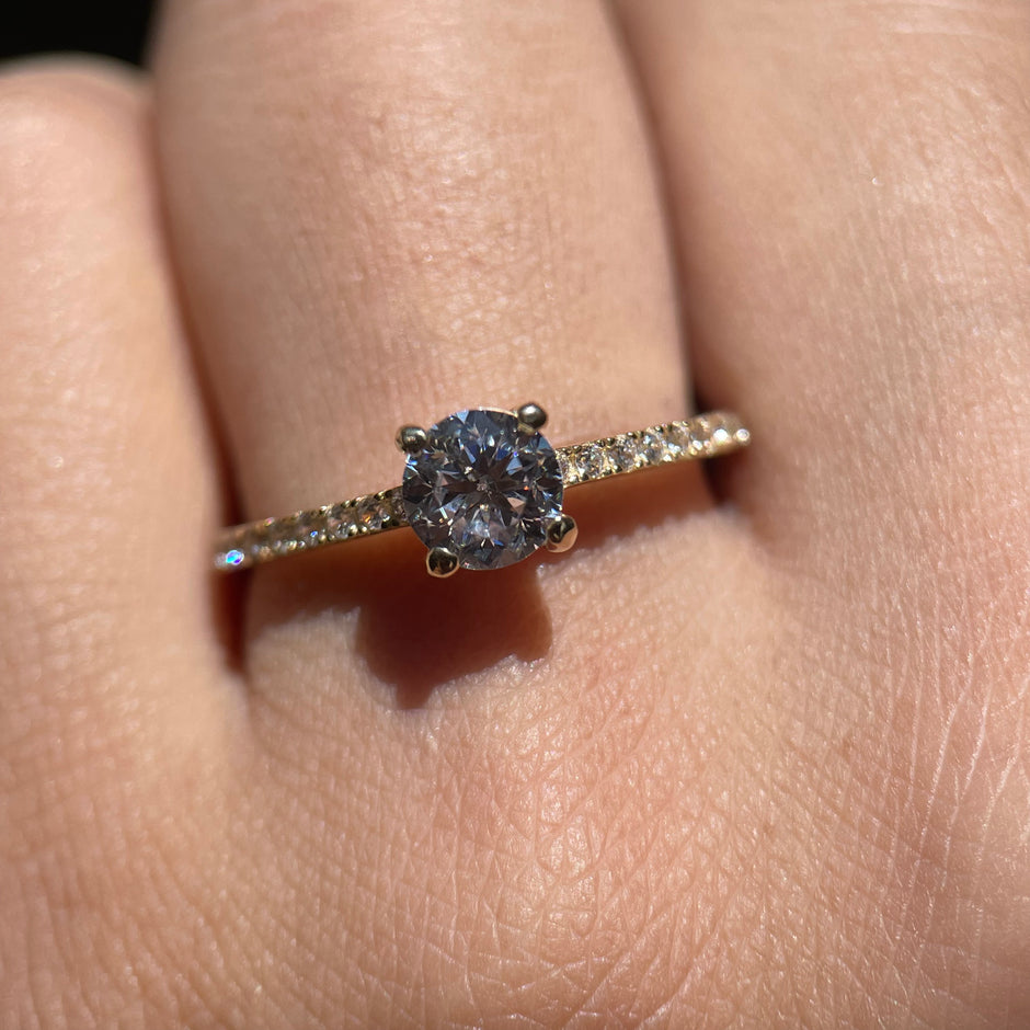 Anillo de compromiso en oro