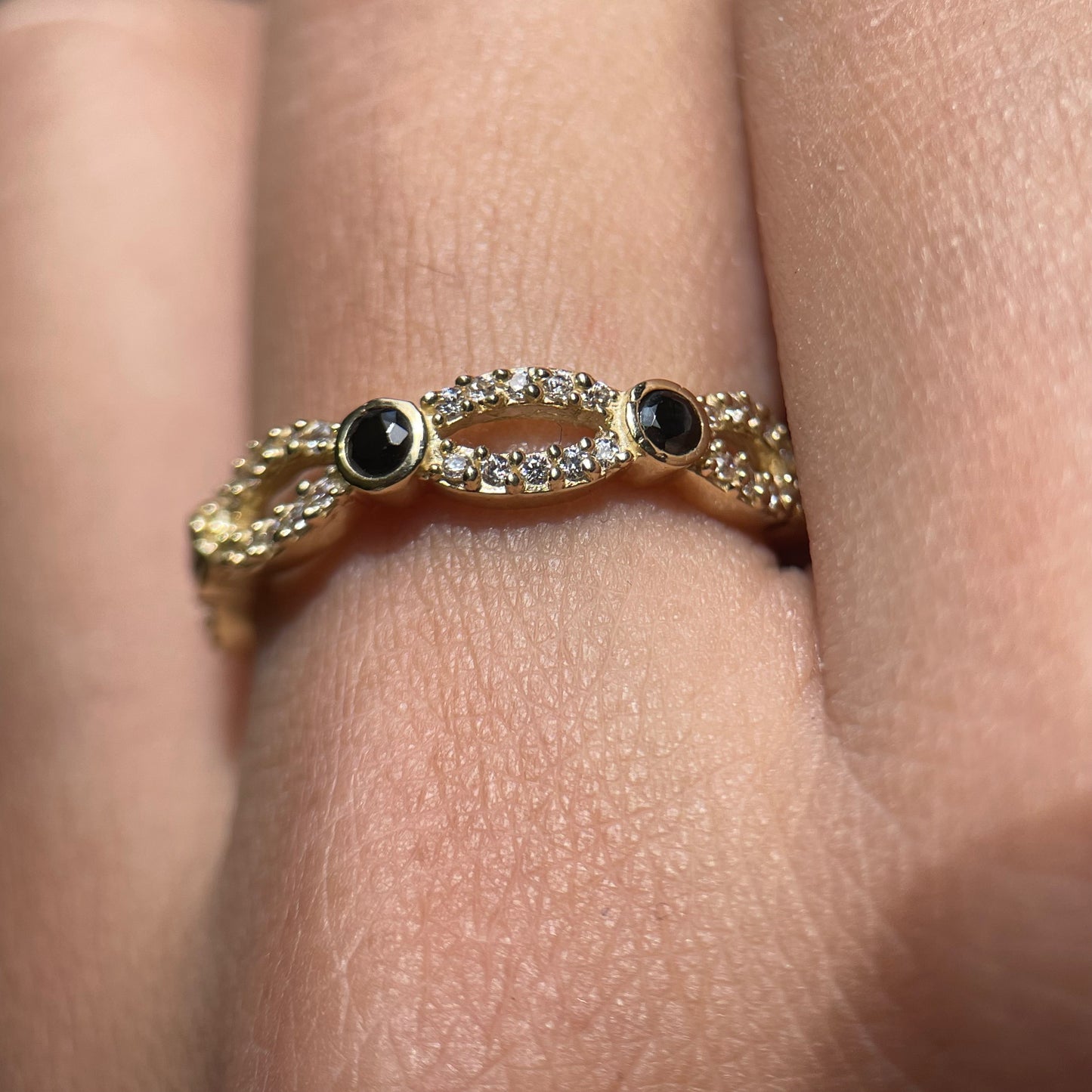 Ring in 10k yellow gold with Zirconia Cod: MAN192