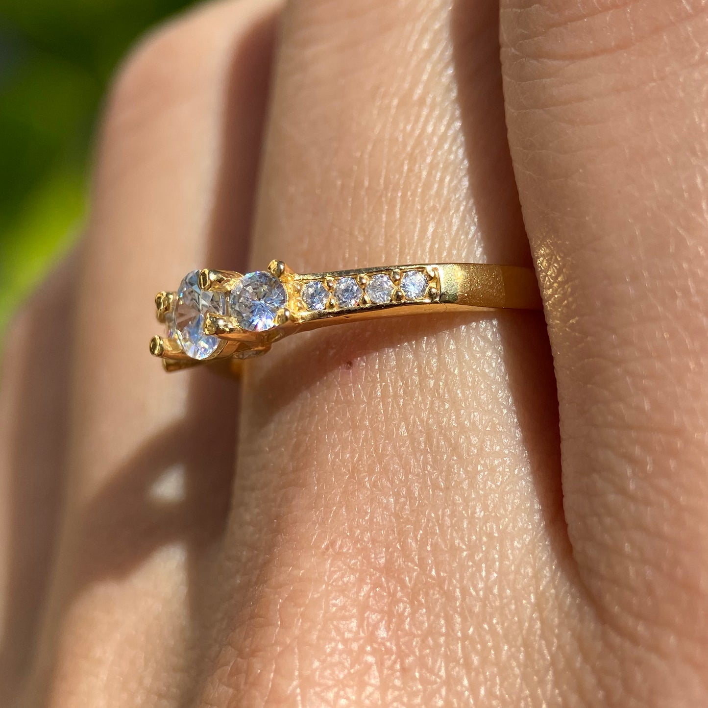 Anillo Cielo de Plata en Baño de Oro Amarillo con Circonia Blanca
