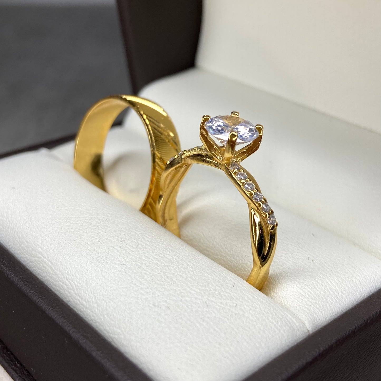Dúo de Anillos Milan-Charlize en Plata con Baño de Oro Amarillo