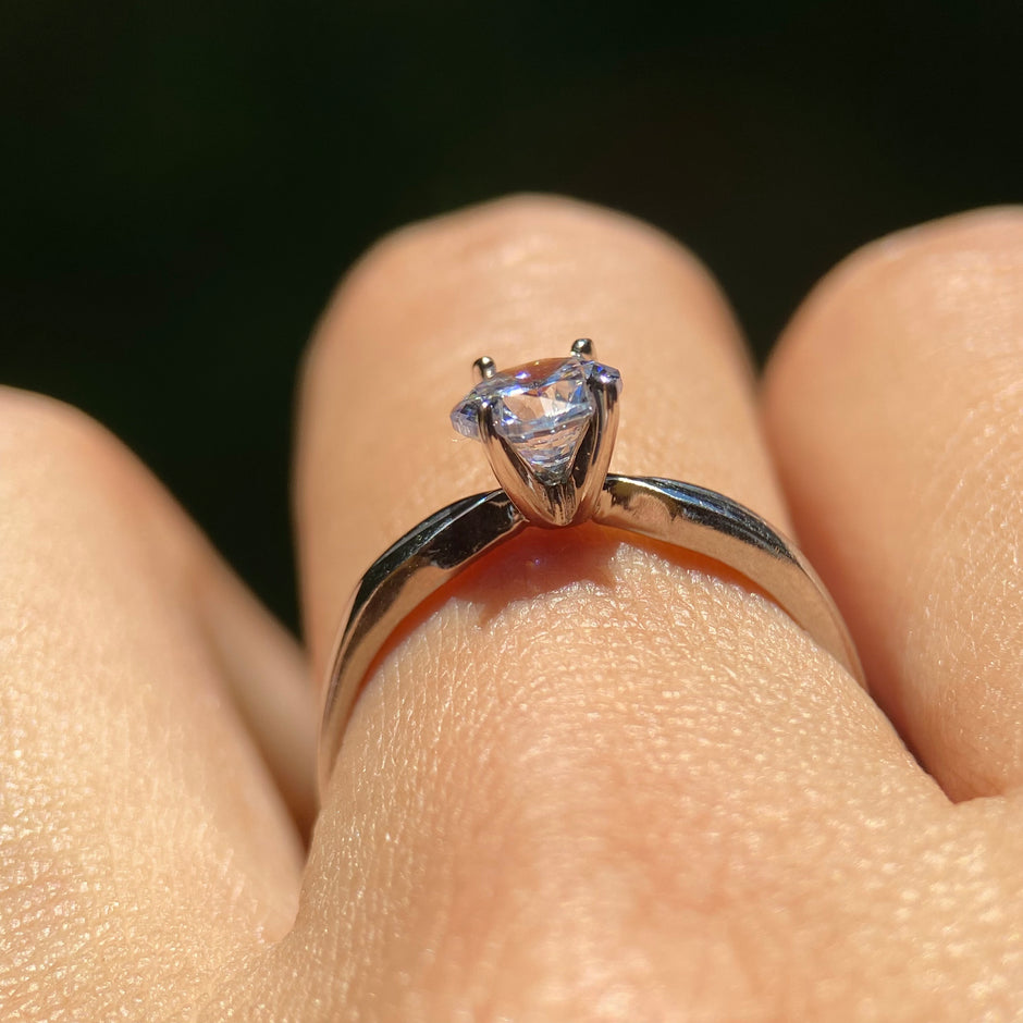 Anillo de compromiso en oro