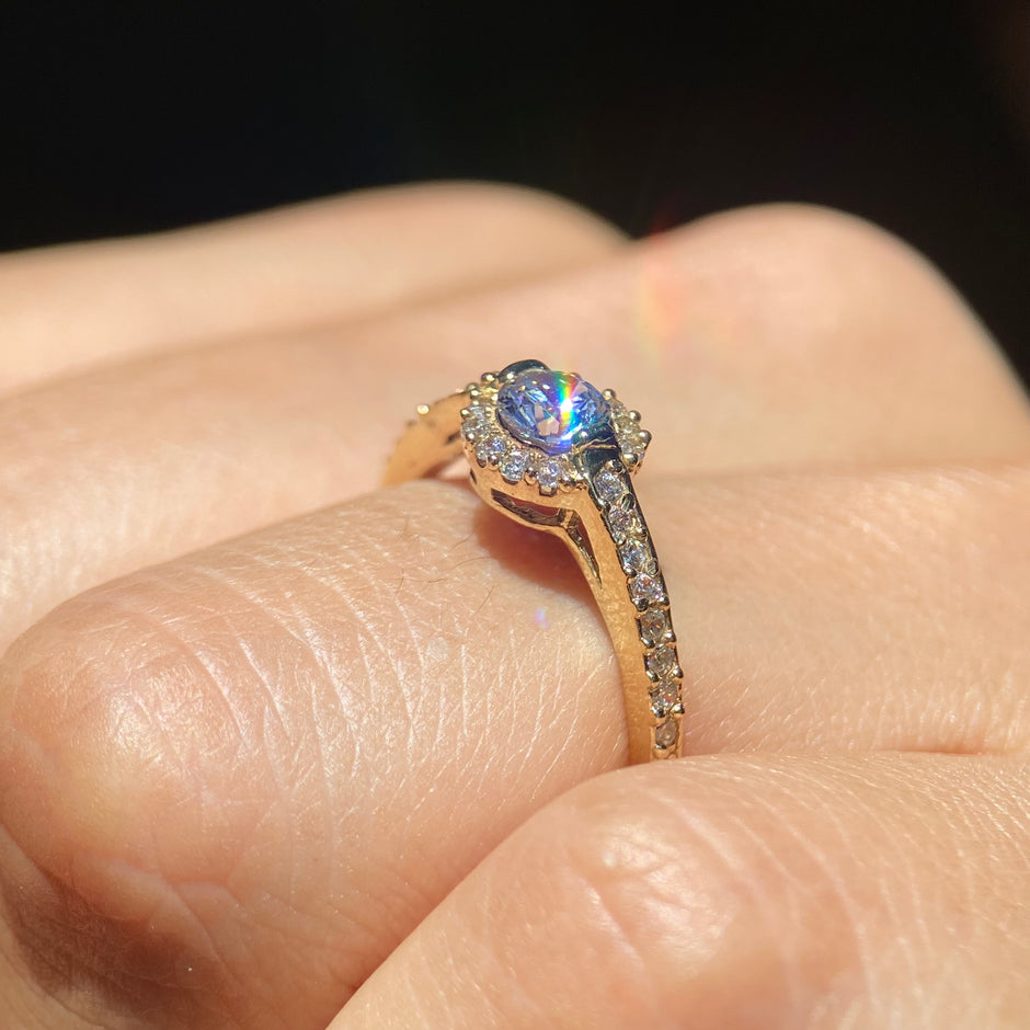 Anillo de compromiso en oro