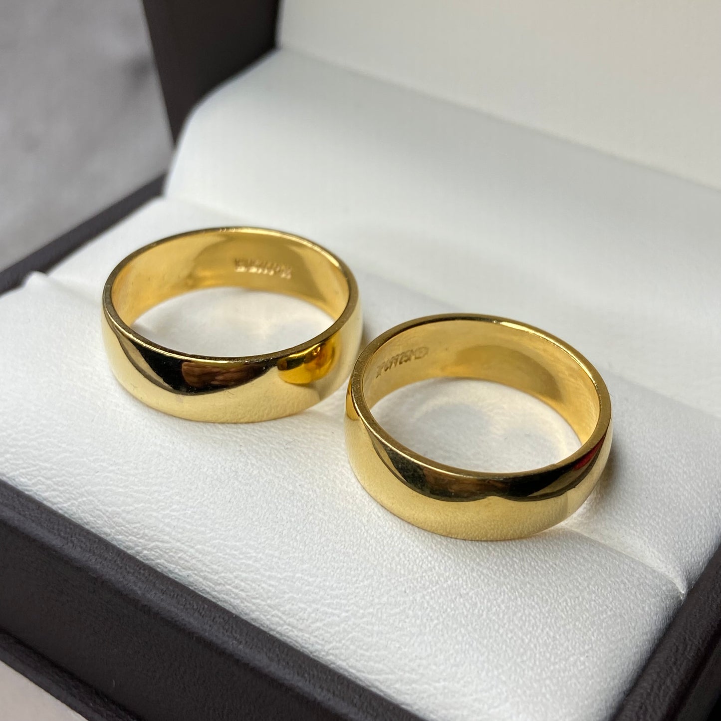Argollas de Compromiso Willow en Plata con baño de oro amarillo