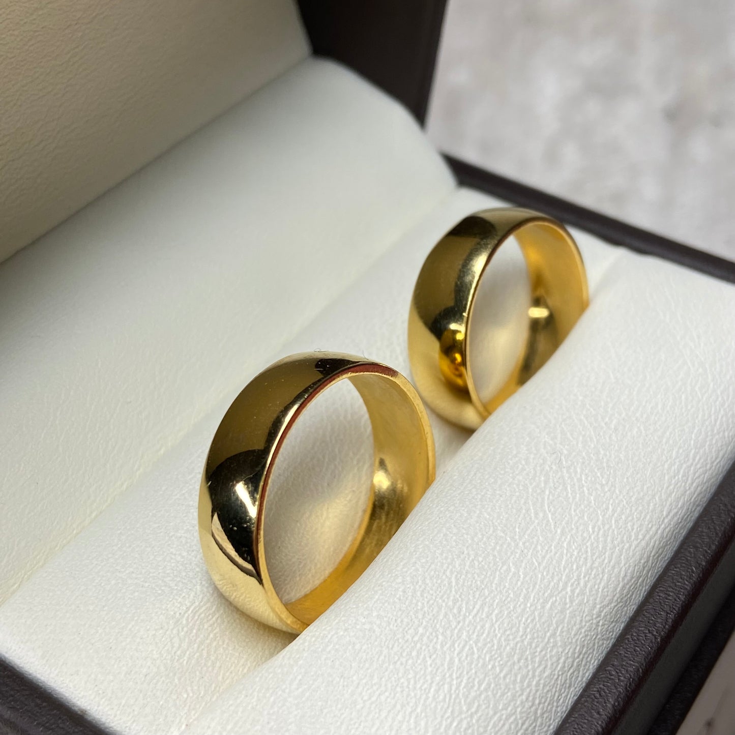 Argollas de Compromiso Willow en Plata con baño de oro amarillo