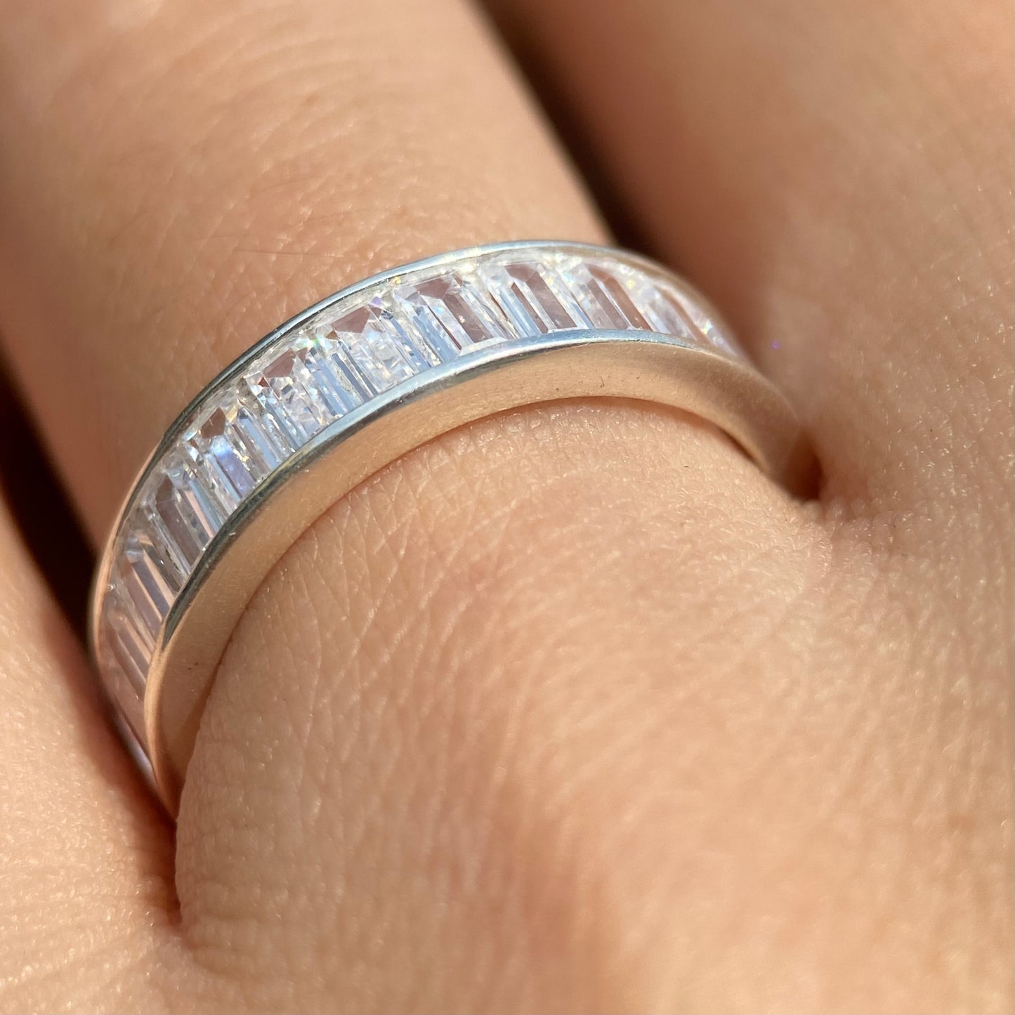 Anillo Churumbela Mady en Plata con Circonias (No incluye Estuche)