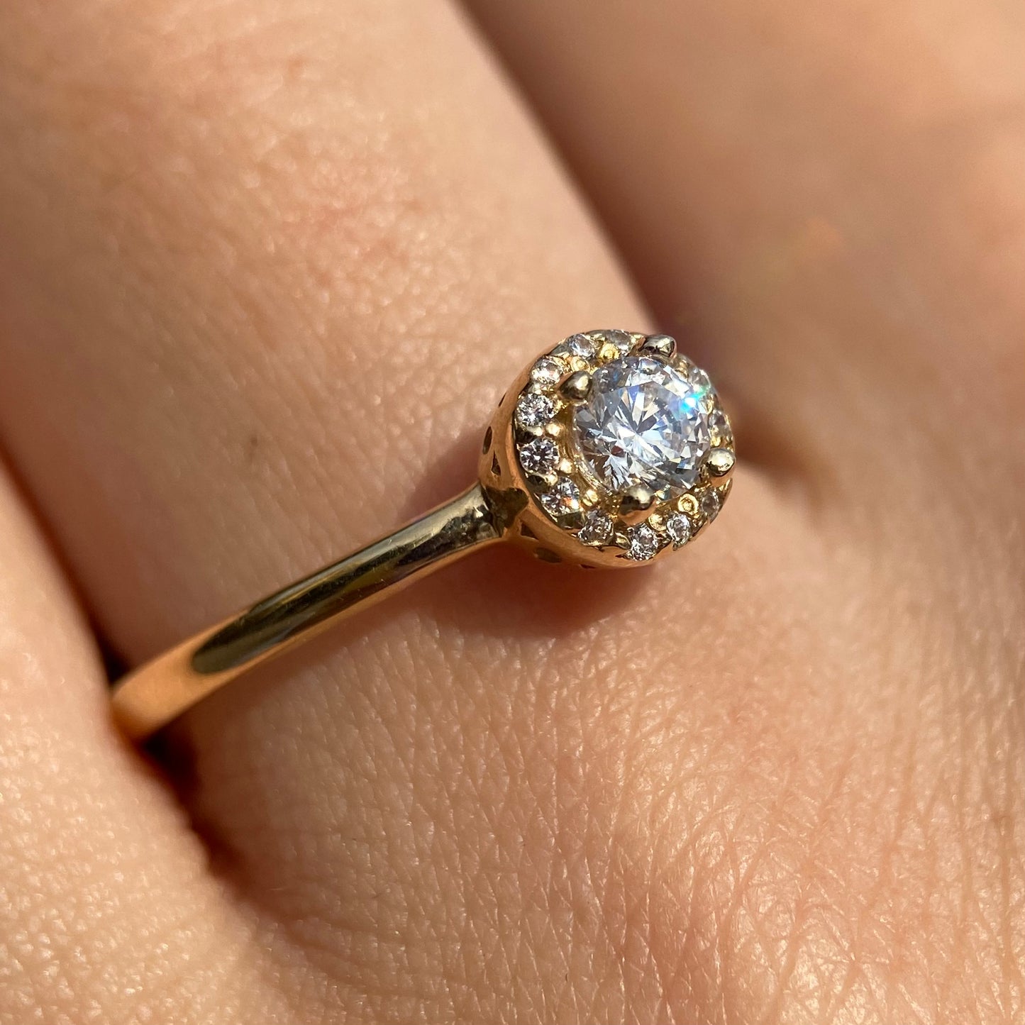 Anillo en Oro Amarillo de 14k Cod: MAN169