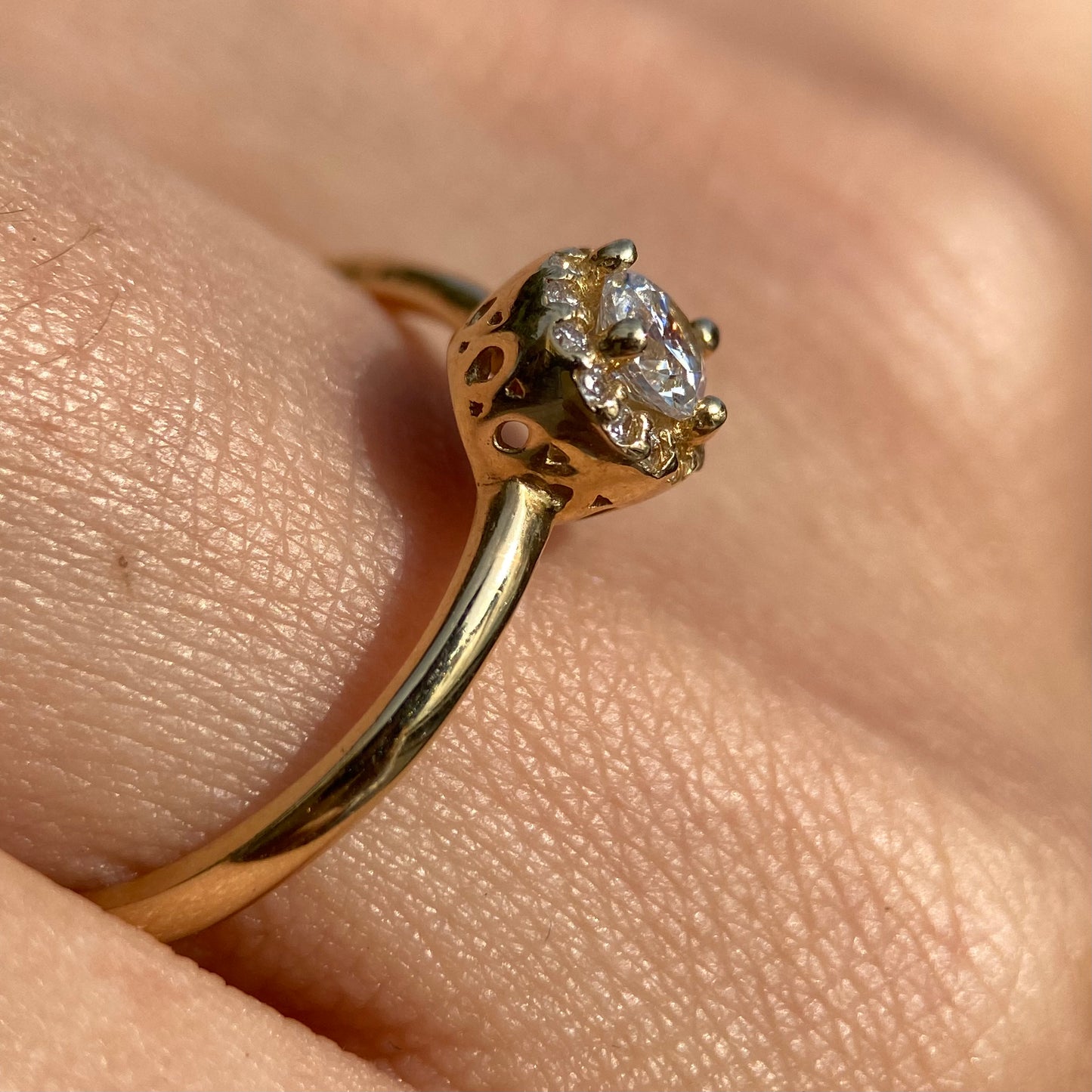 Anillo en Oro Amarillo de 14k Cod: MAN169