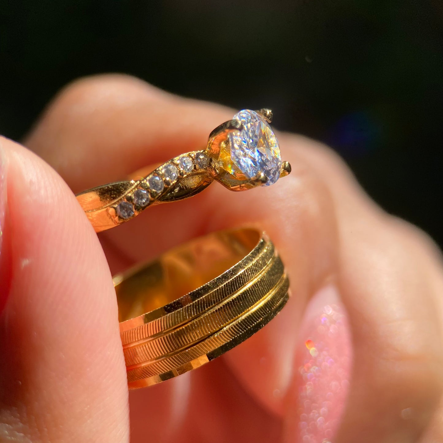 Dúo de Anillos Ethan-Charlize en Plata con Baño de Oro Amarillo