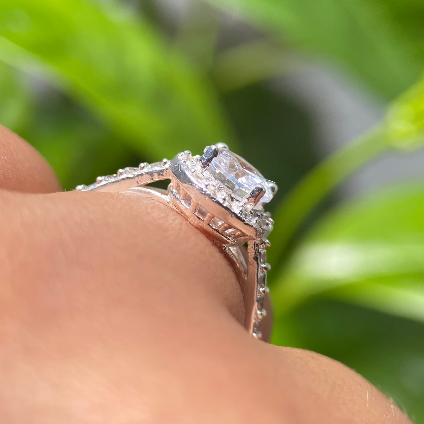 Anillo Adelaide en Plata con Circonias