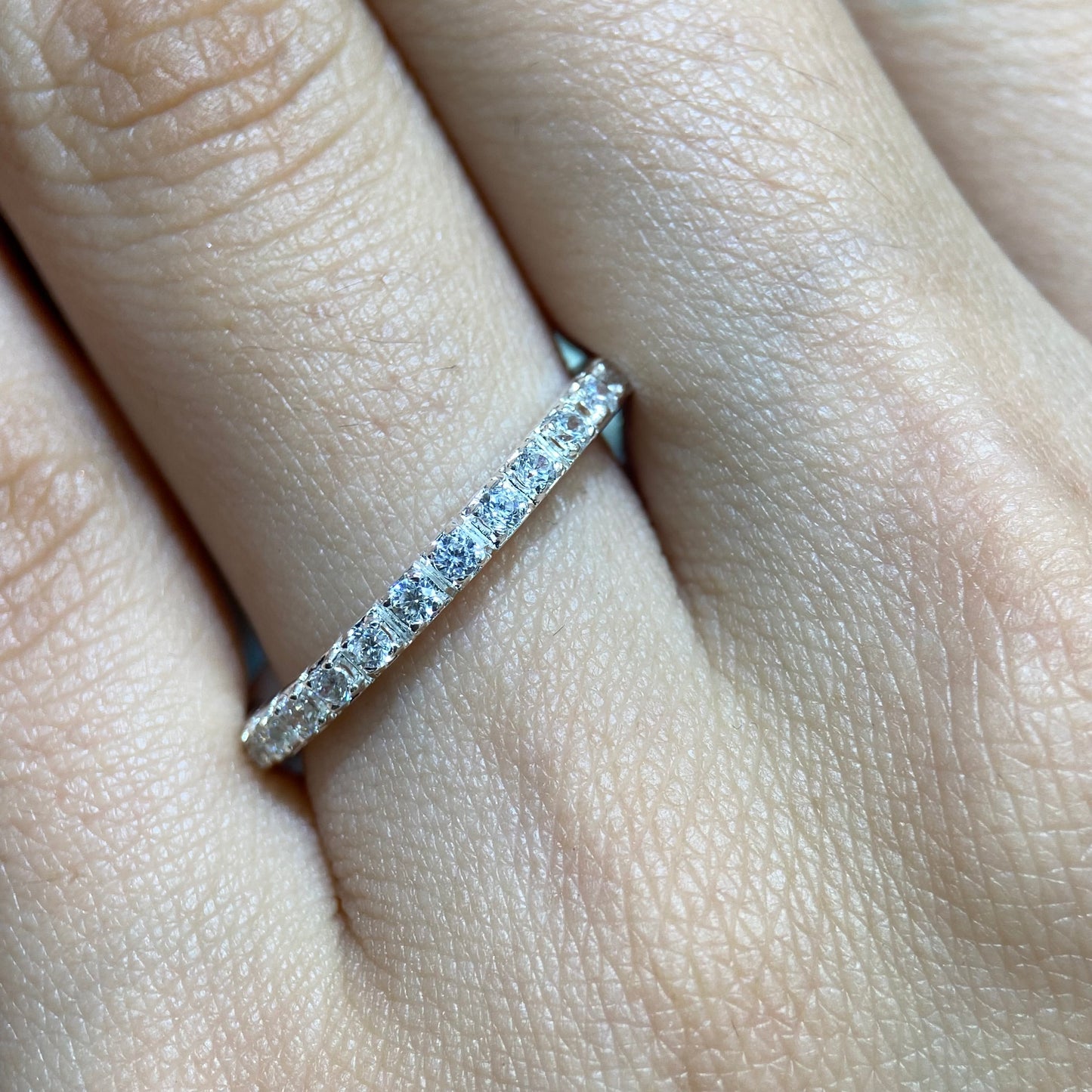 Anillo Mimi media churumbela en Plata con circonias