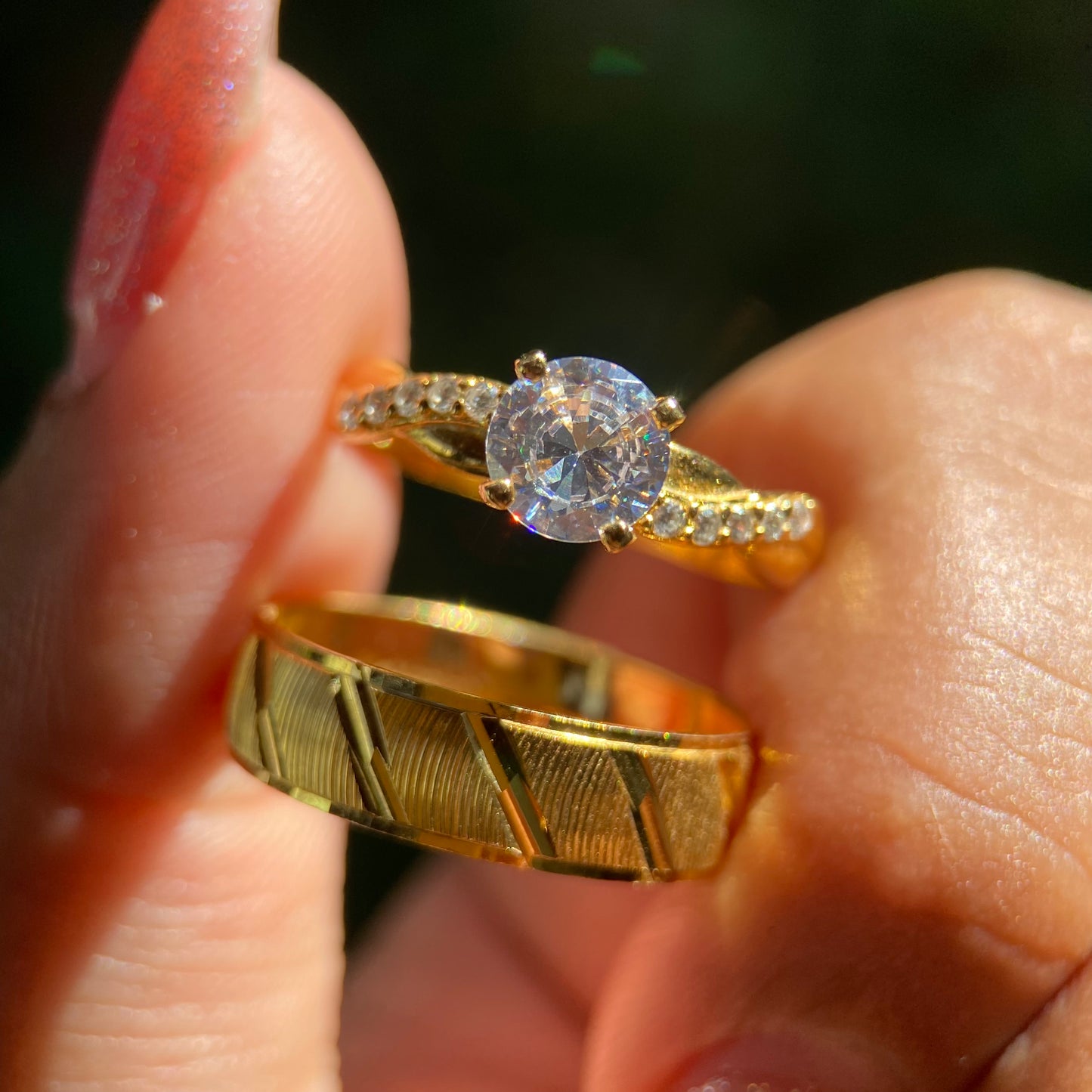 Dúo de Anillos Richard-Charlize en Plata con Baño de Oro Amarillo