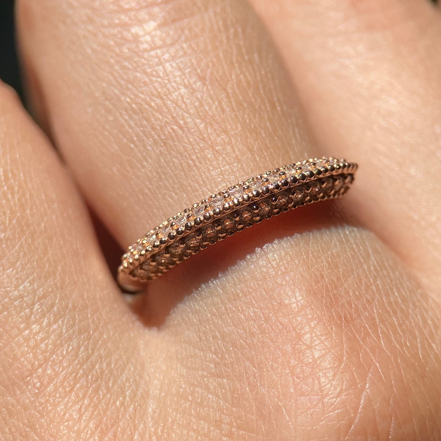 Anillo Elsie en Oro Rosa 10k con circonias