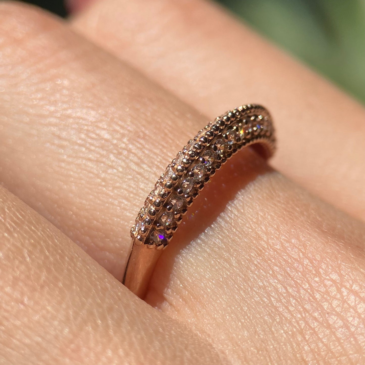 Anillo Elsie en Oro Rosa 10k con circonias