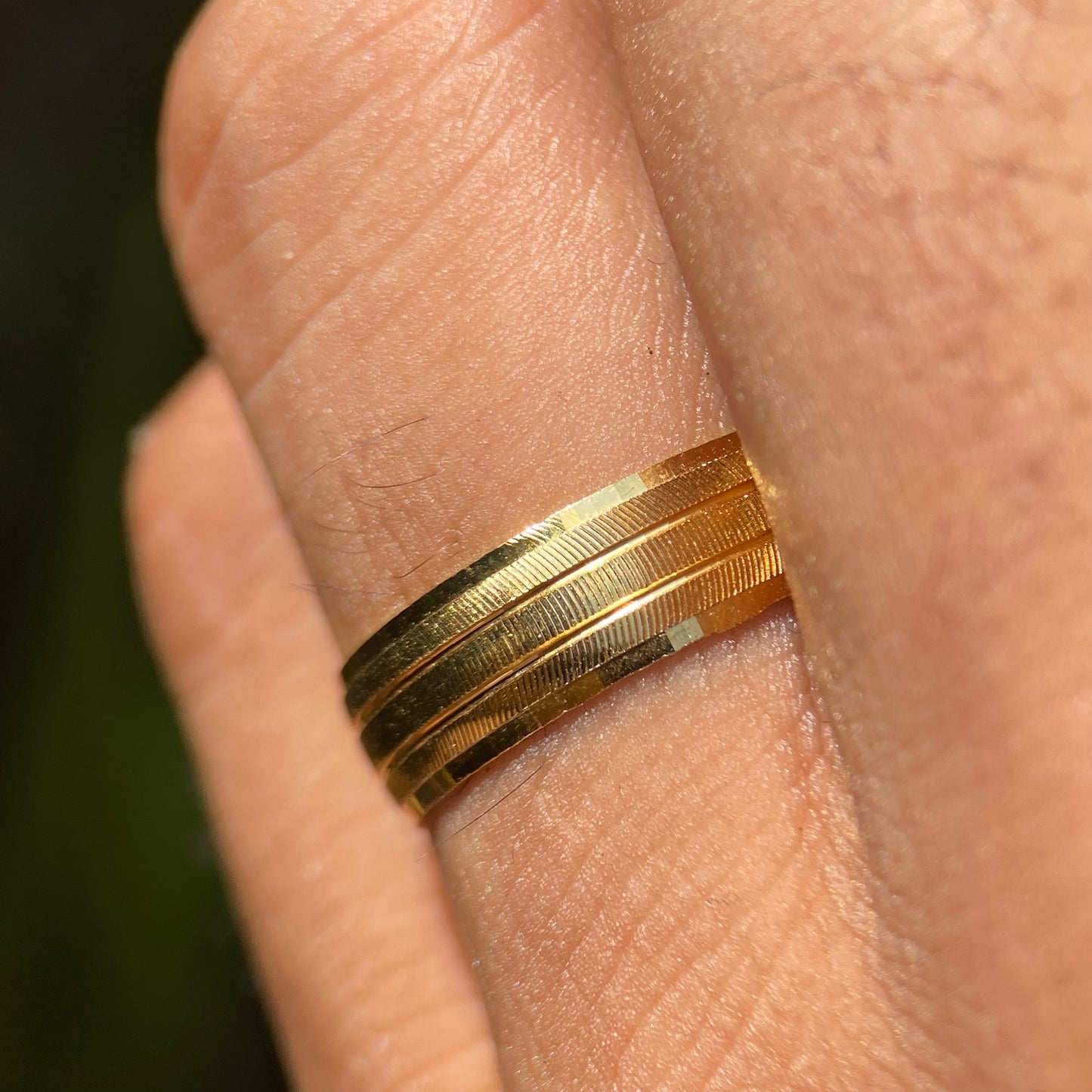 Dúo de Anillos Ethan-Amour en Plata con Baño de Oro Amarillo