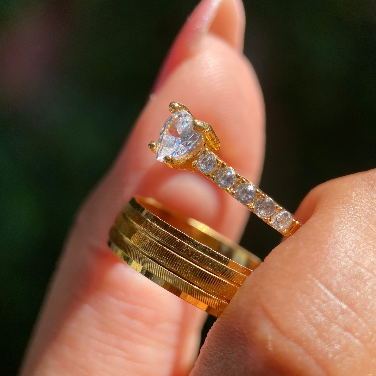 Dúo de Anillos Ethan-Amour en Plata con Baño de Oro Amarillo