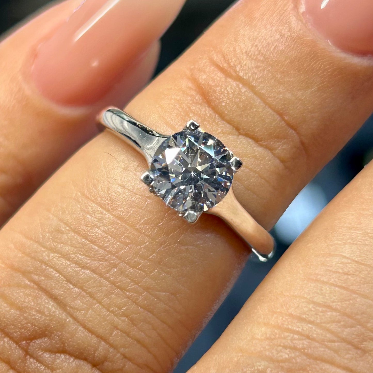 Anillo de compromiso en oro