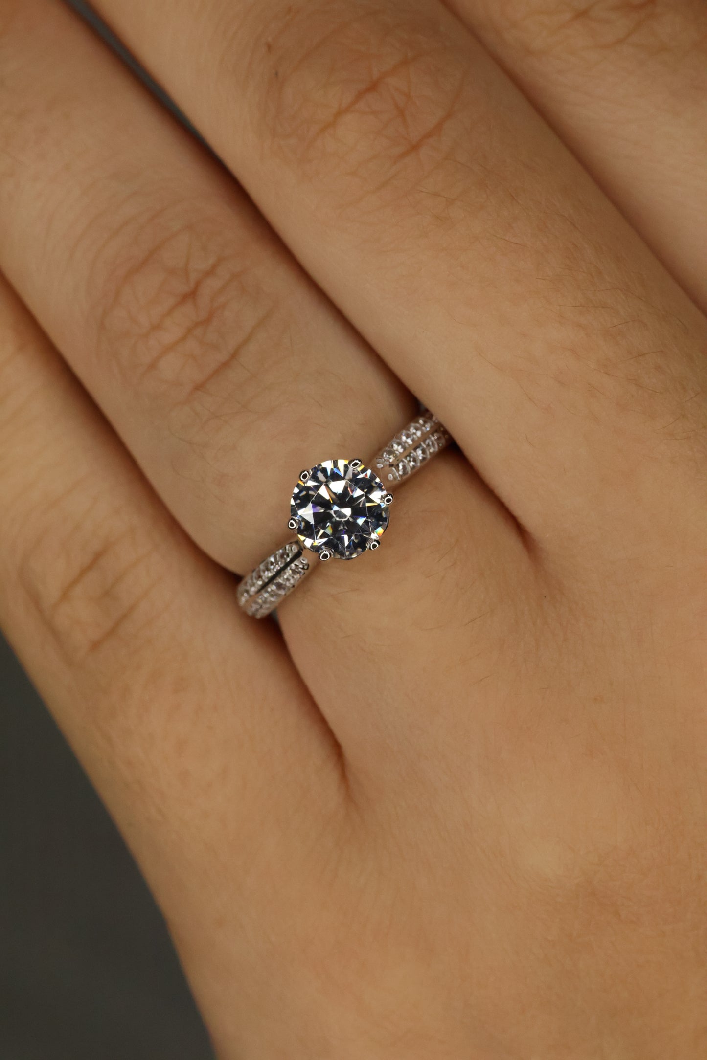 Anillo de compromiso en oro