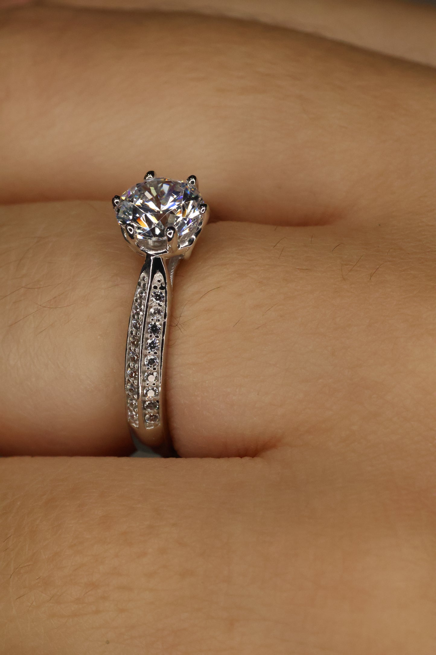 Anillo de compromiso en oro