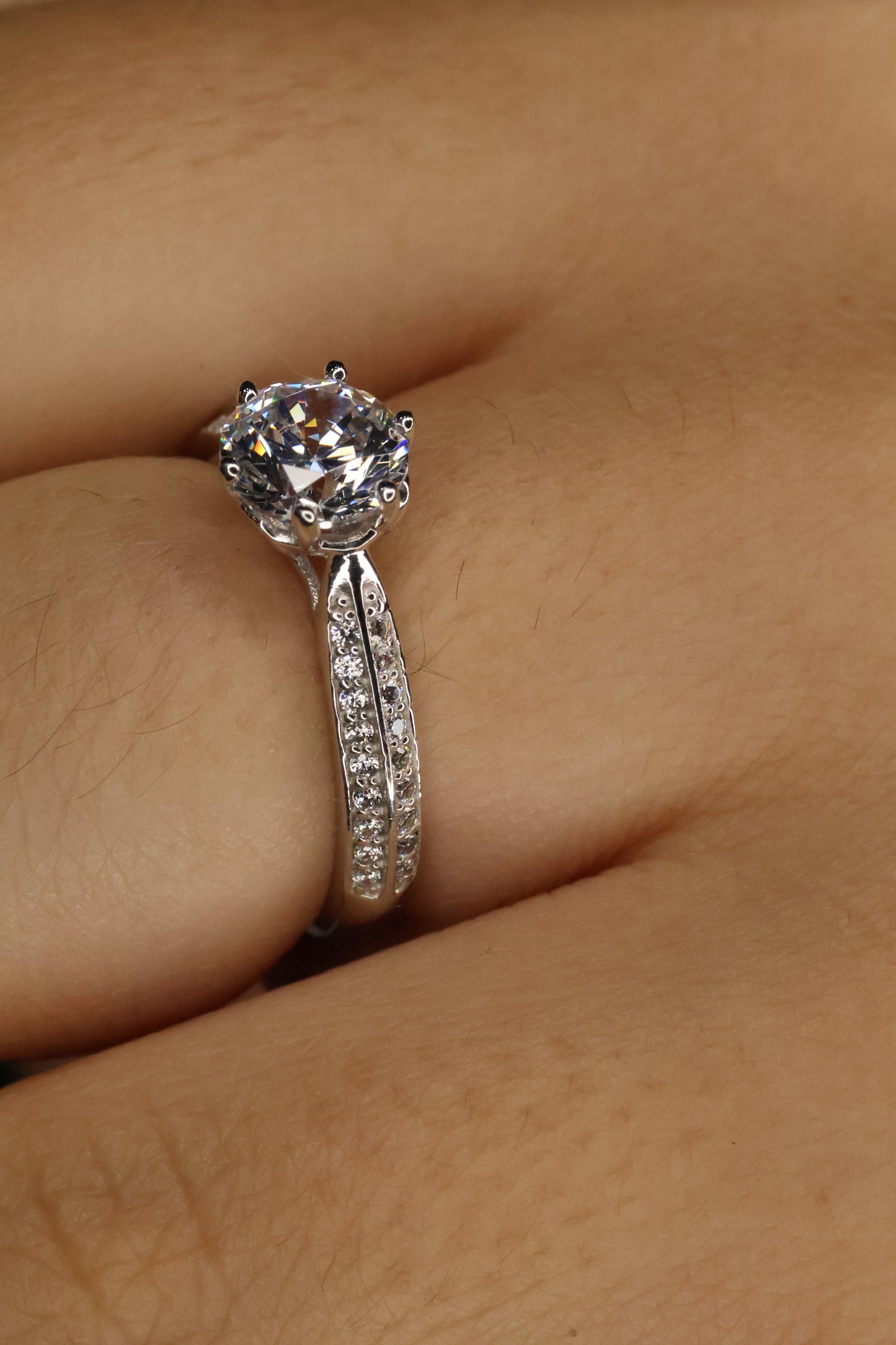 Anillo de compromiso en oro