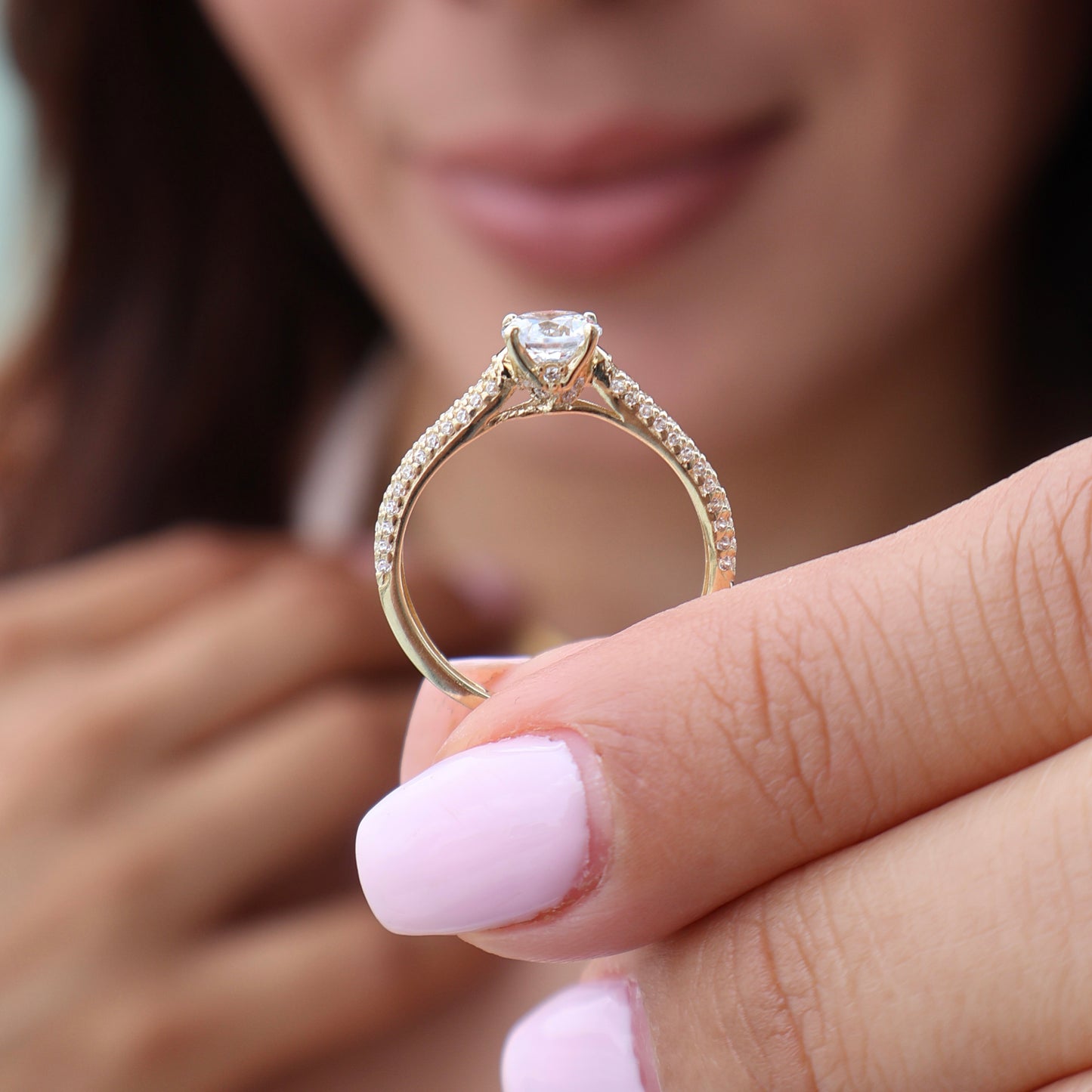 Anillo en Oro Amarillo 14k con Circonia Mod.16006