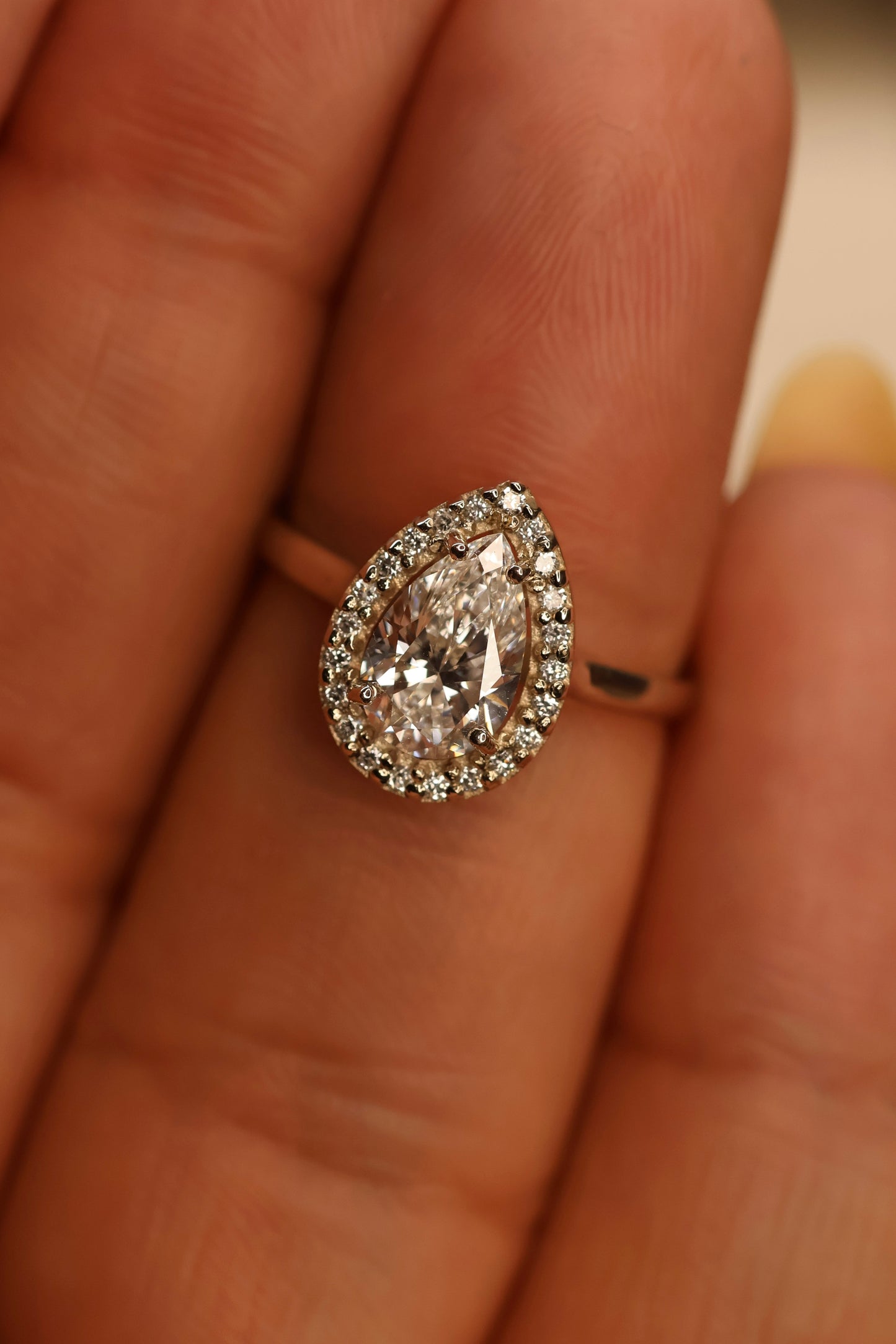 Anillo de compromiso en Oro
