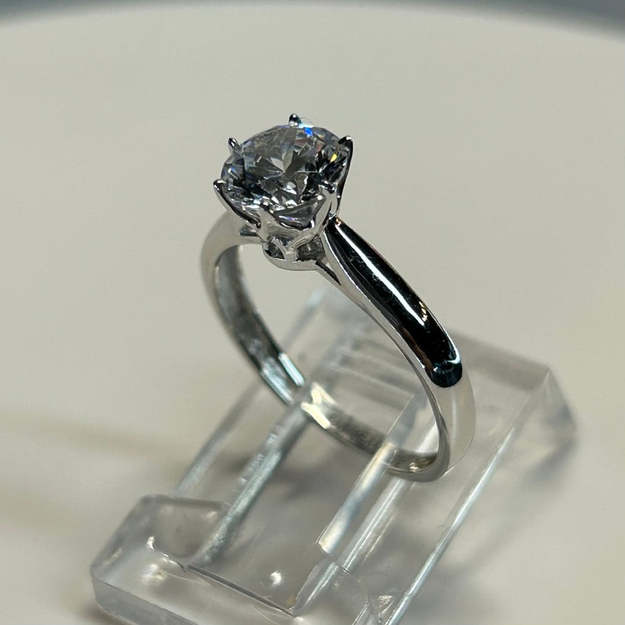 Anillo de compromiso en oro