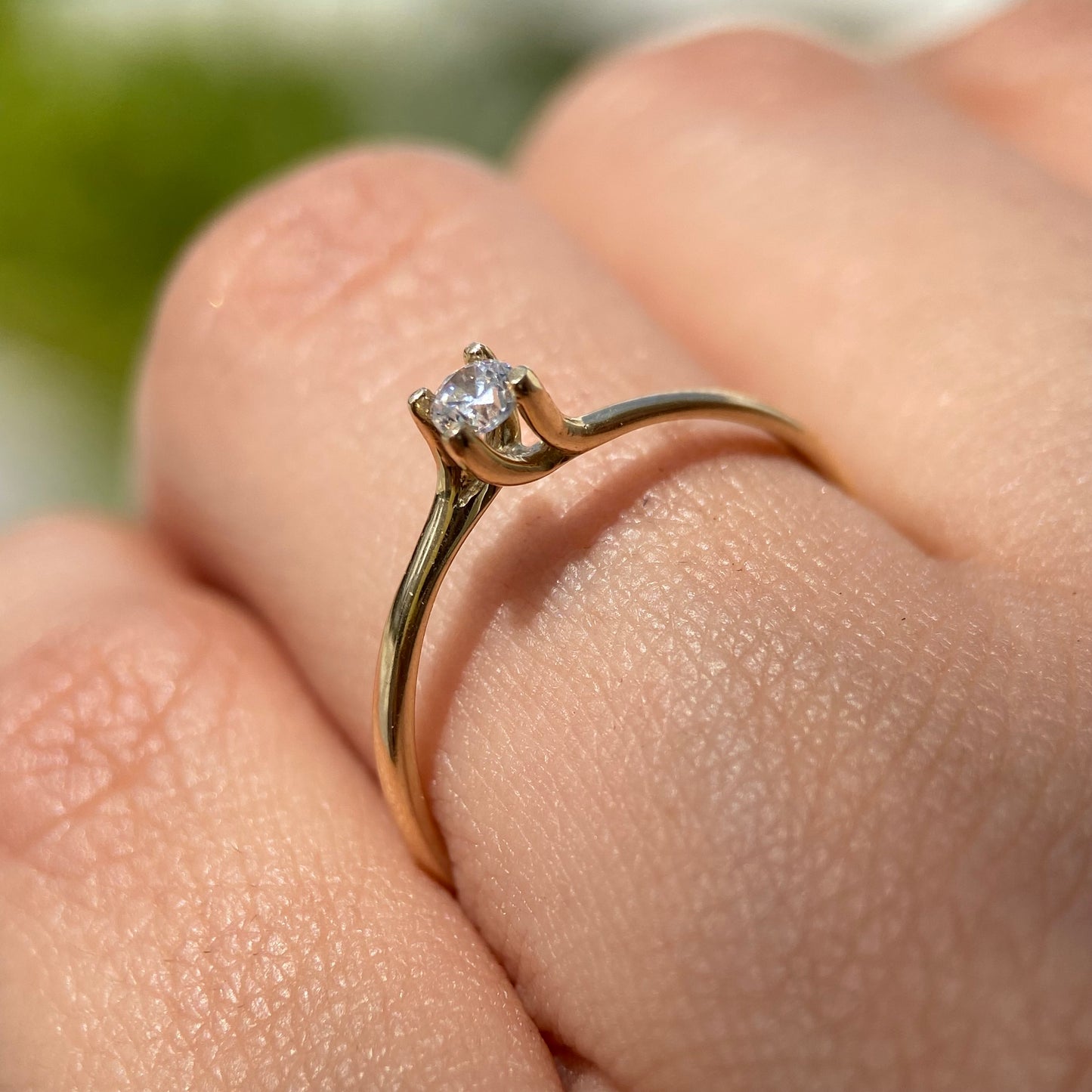 Ring in 14k yellow gold with white zirconia Cod: MAN243