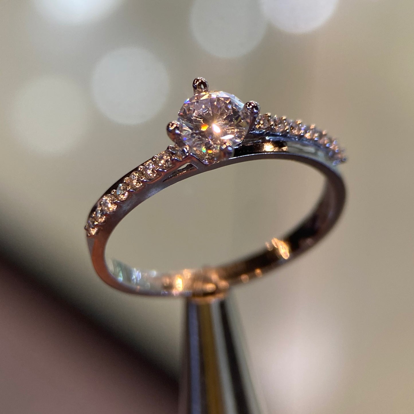 Anillo de compromiso en oro