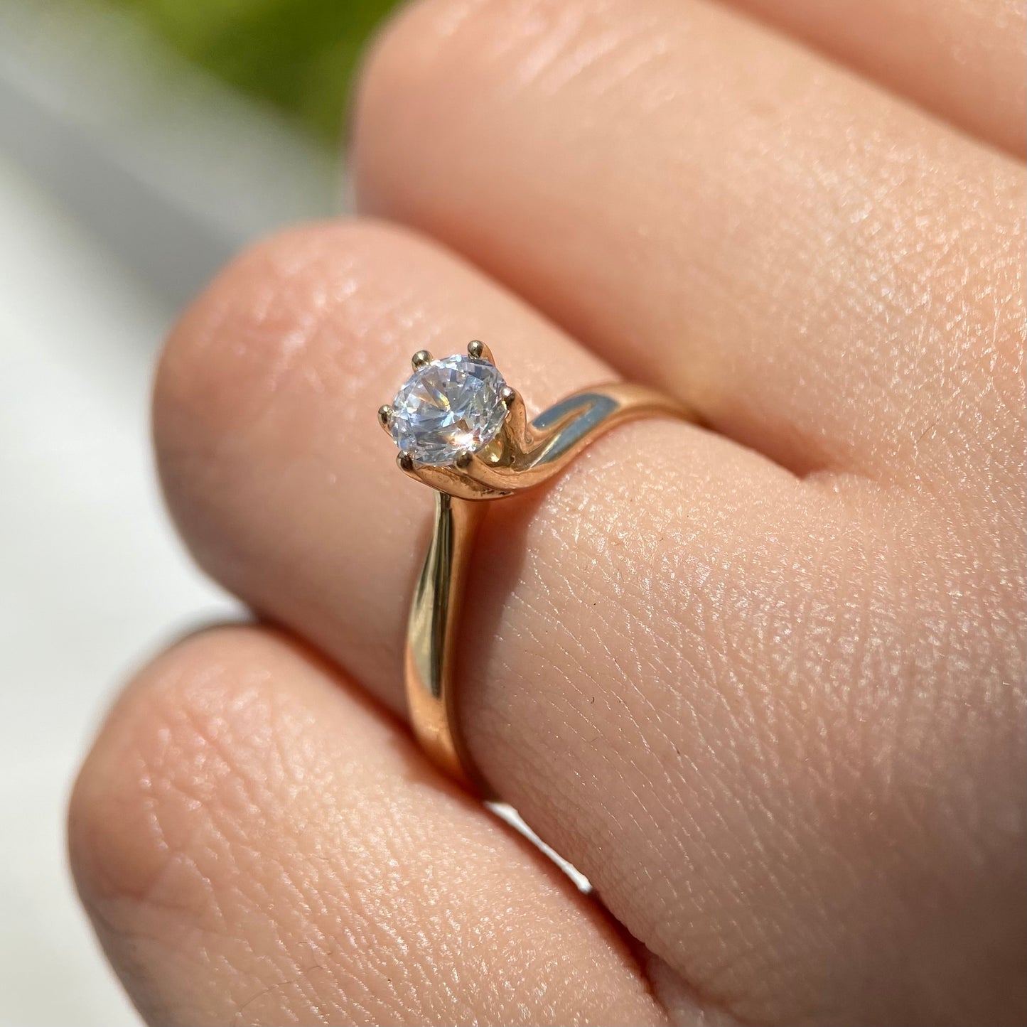 Ring in 14k yellow gold with white zirconia MAN254