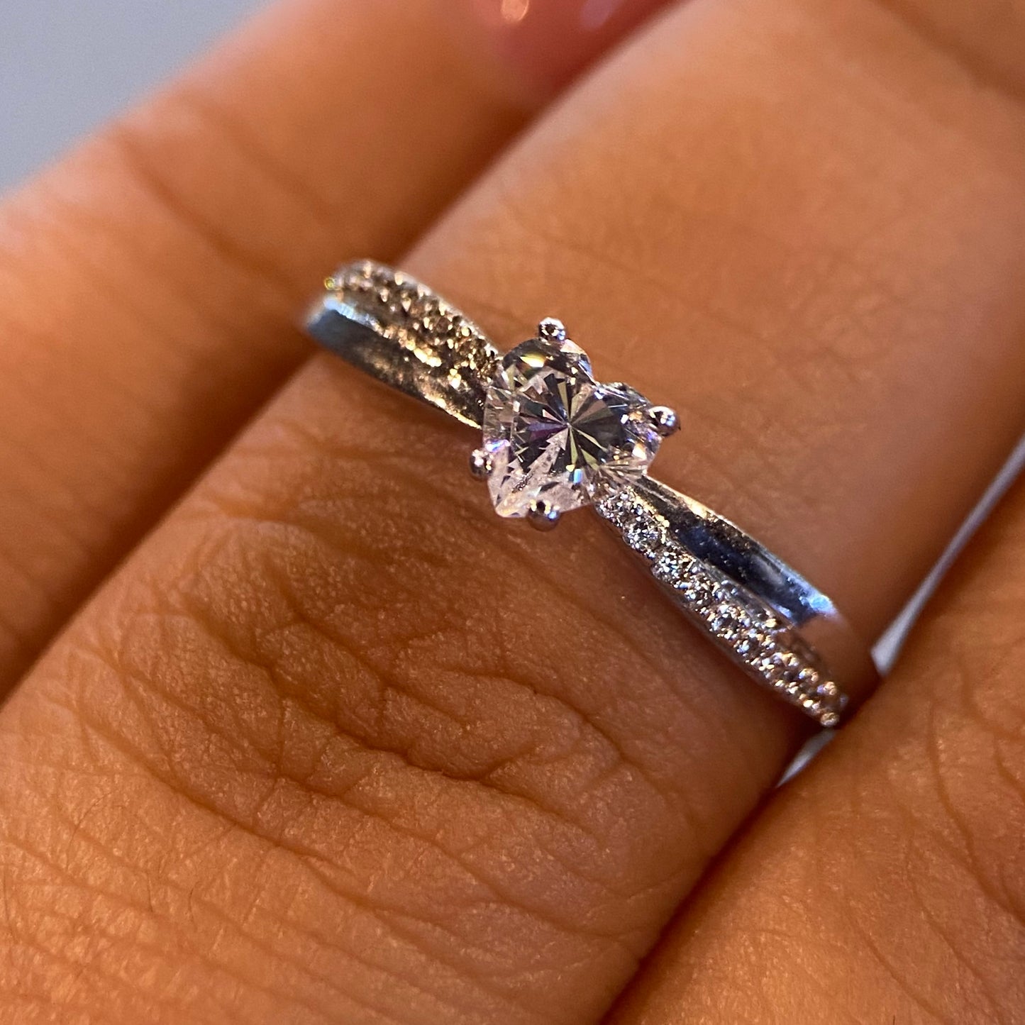 Anillo de compromiso en oro