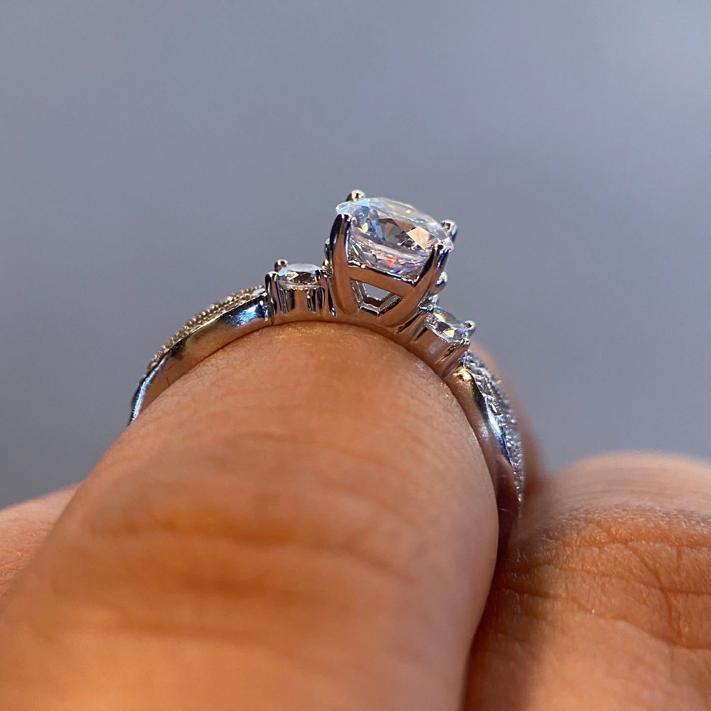 Anillo de compromiso en oro