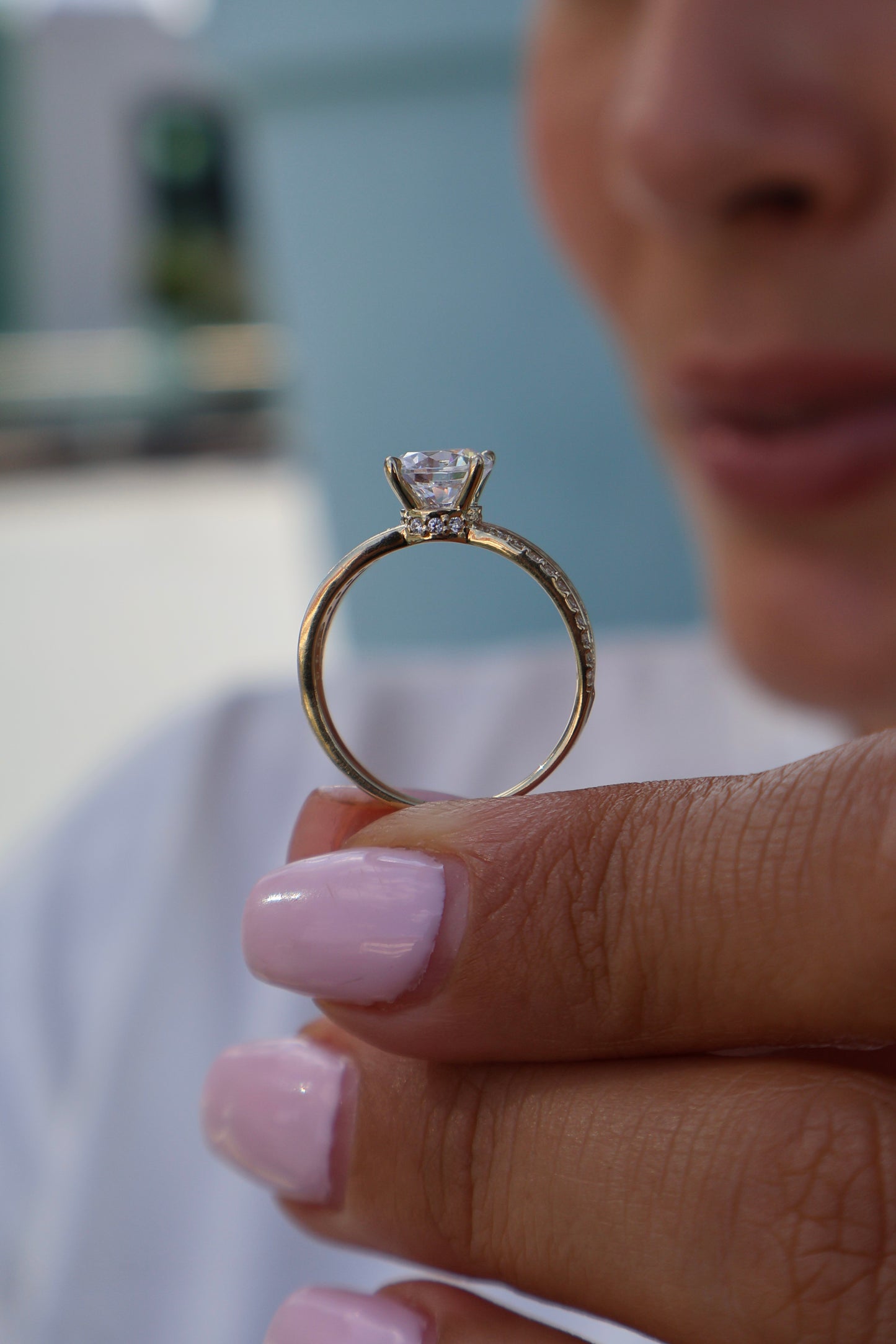 Anillo de compromiso en oro
