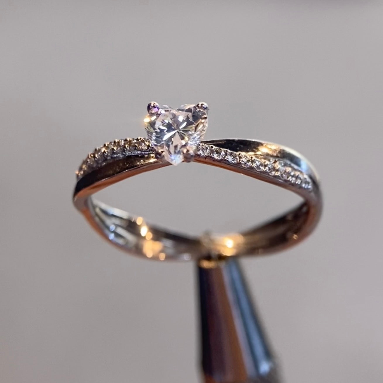Anillo de compromiso en oro