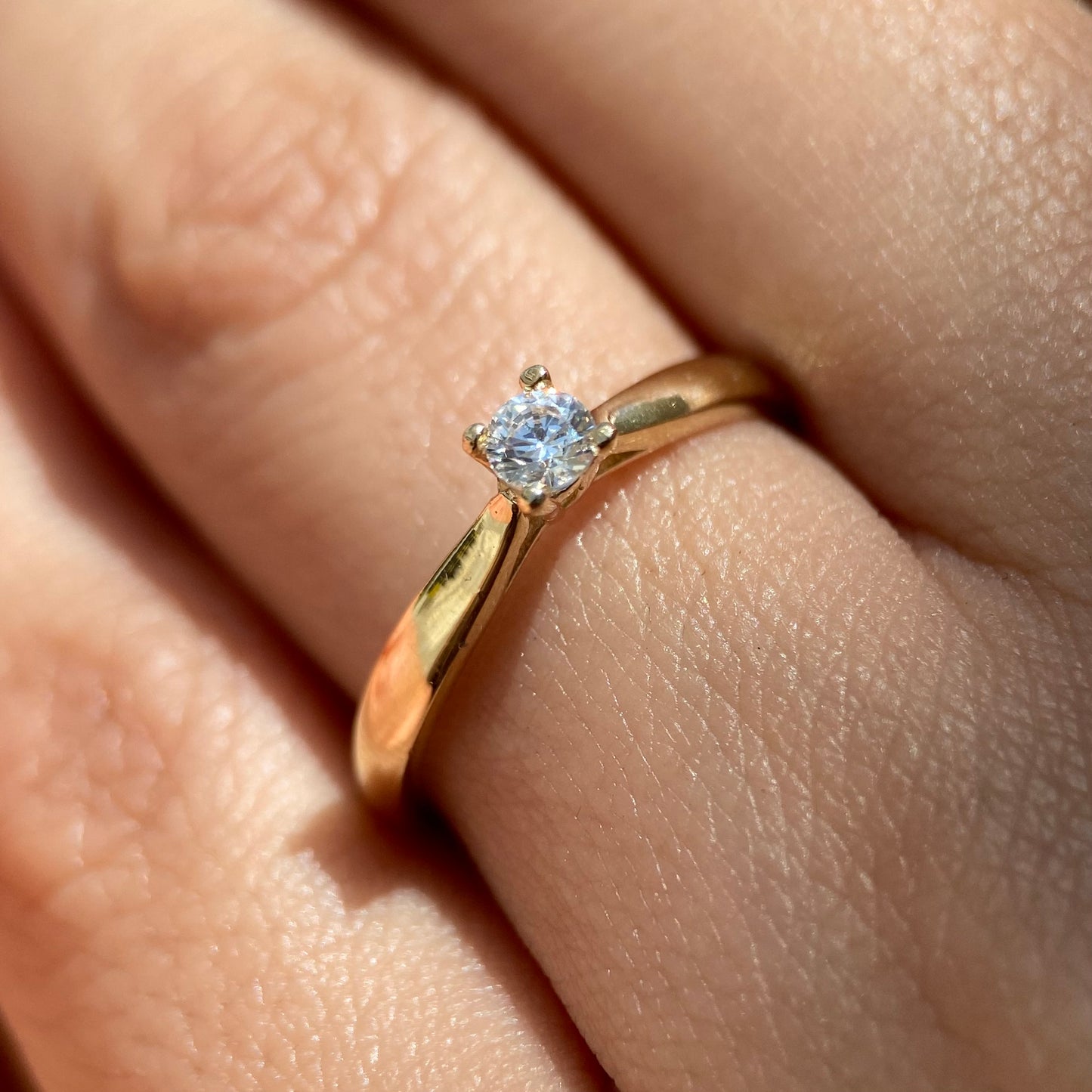 Ring in 14k yellow gold with white zirconia Cod.MAN 251