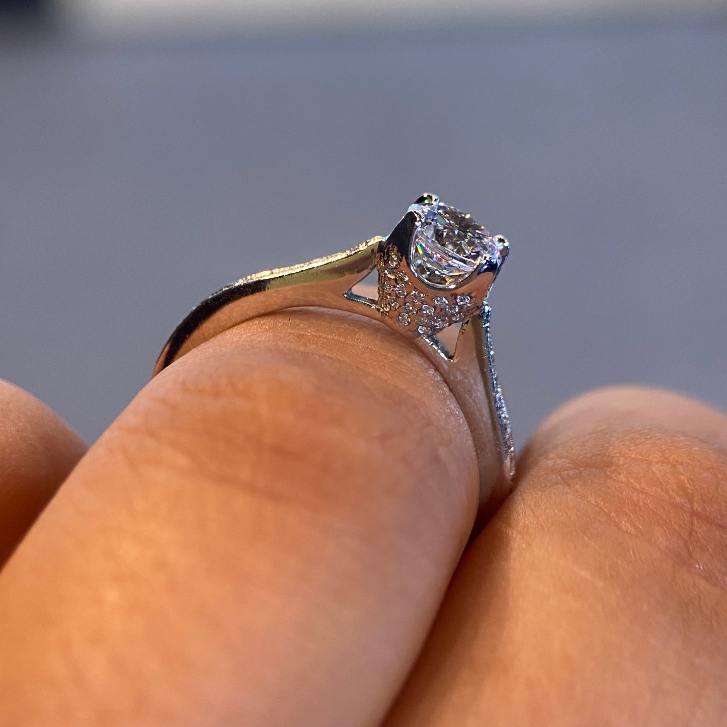 Anillo de compromiso en oro