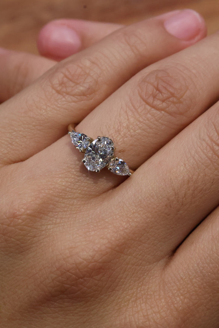 Camille en oro 1.00 ct
