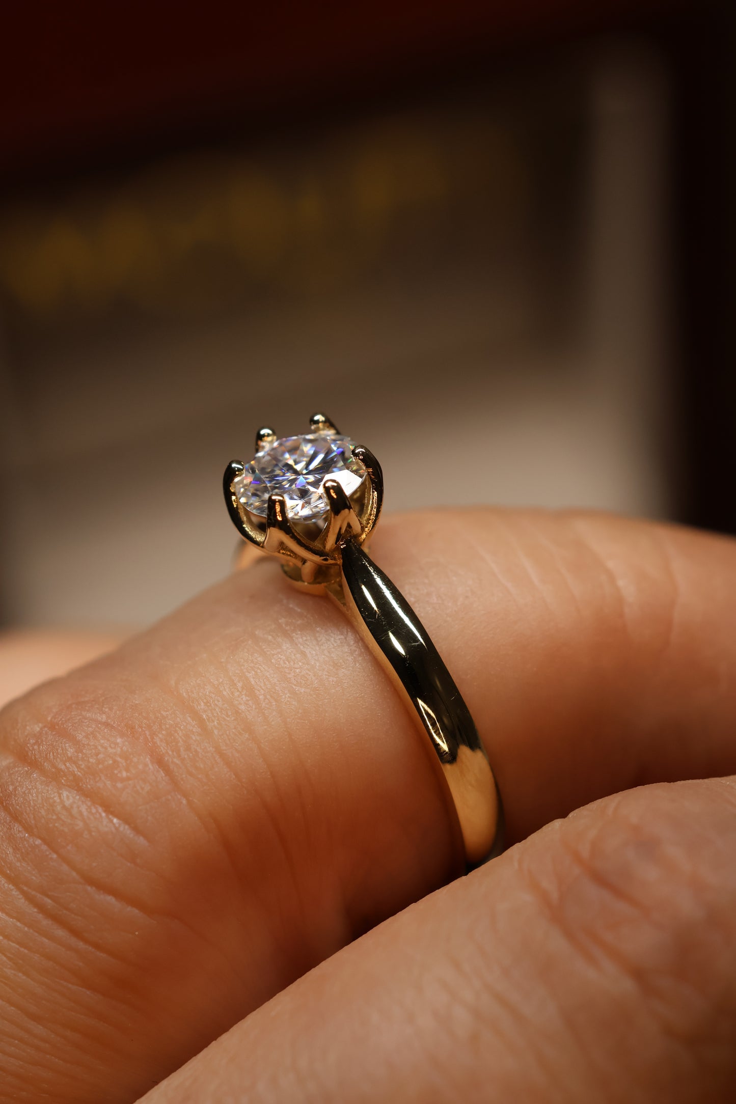 Anillo Magnolia  en Oro 1.00 ct