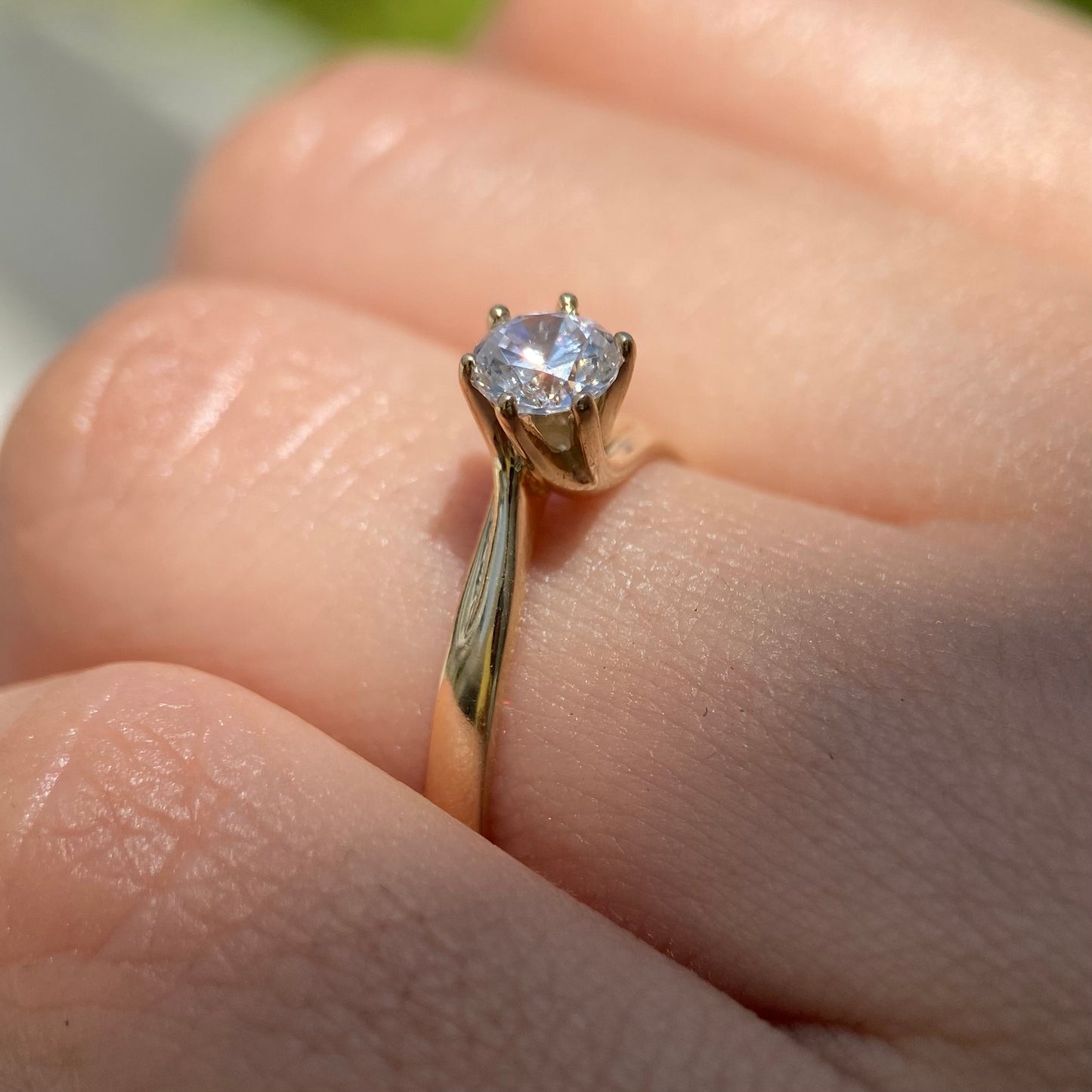 Ring in 14k yellow gold with white zirconia MAN254