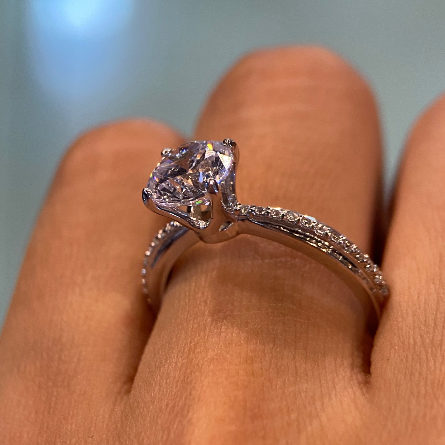 Anillo de compromiso en oro