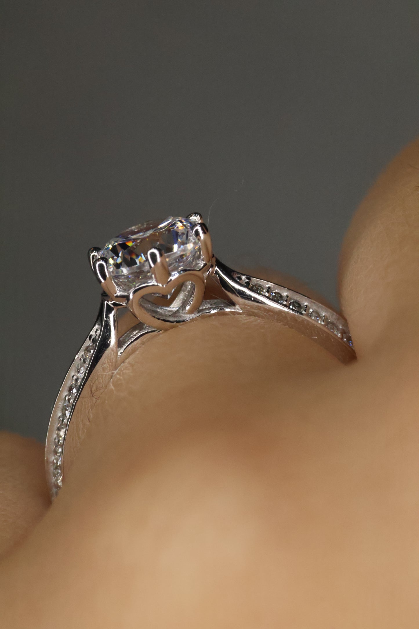 Anillo de compromiso en oro