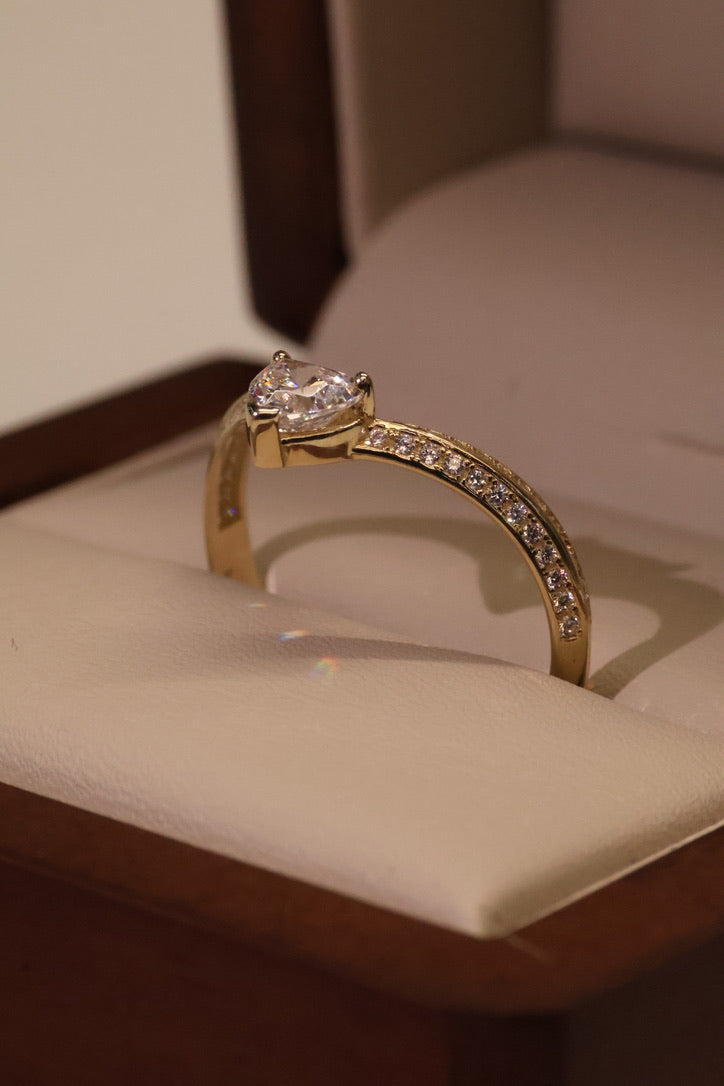 Anillo en Oro 14k con Circonia Mod. 16047